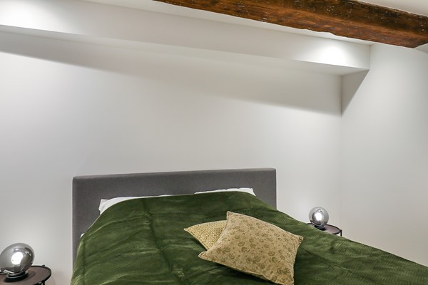Medium property photo - Nieuwezijds Voorburgwal, 1012 RZ Amsterdam
